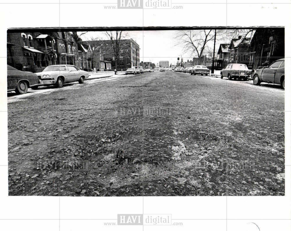 1979 Press Photo Canfield awaits repaving - Historic Images