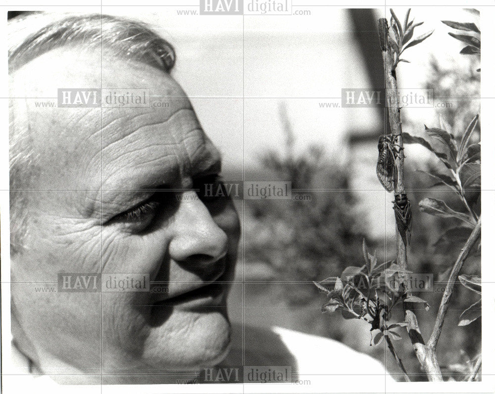 1991 Press Photo Dr. Thomas E. Moore, U-M professor - Historic Images