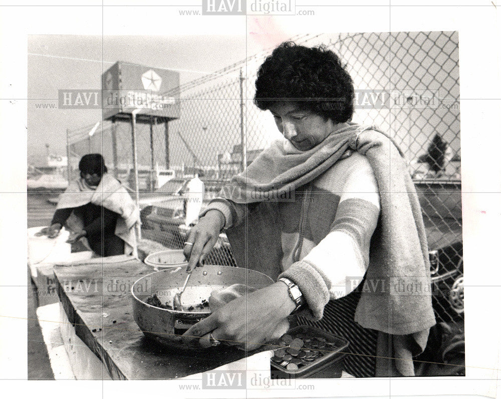 1988 Press Photo Inez Ballena Cuenca - Historic Images