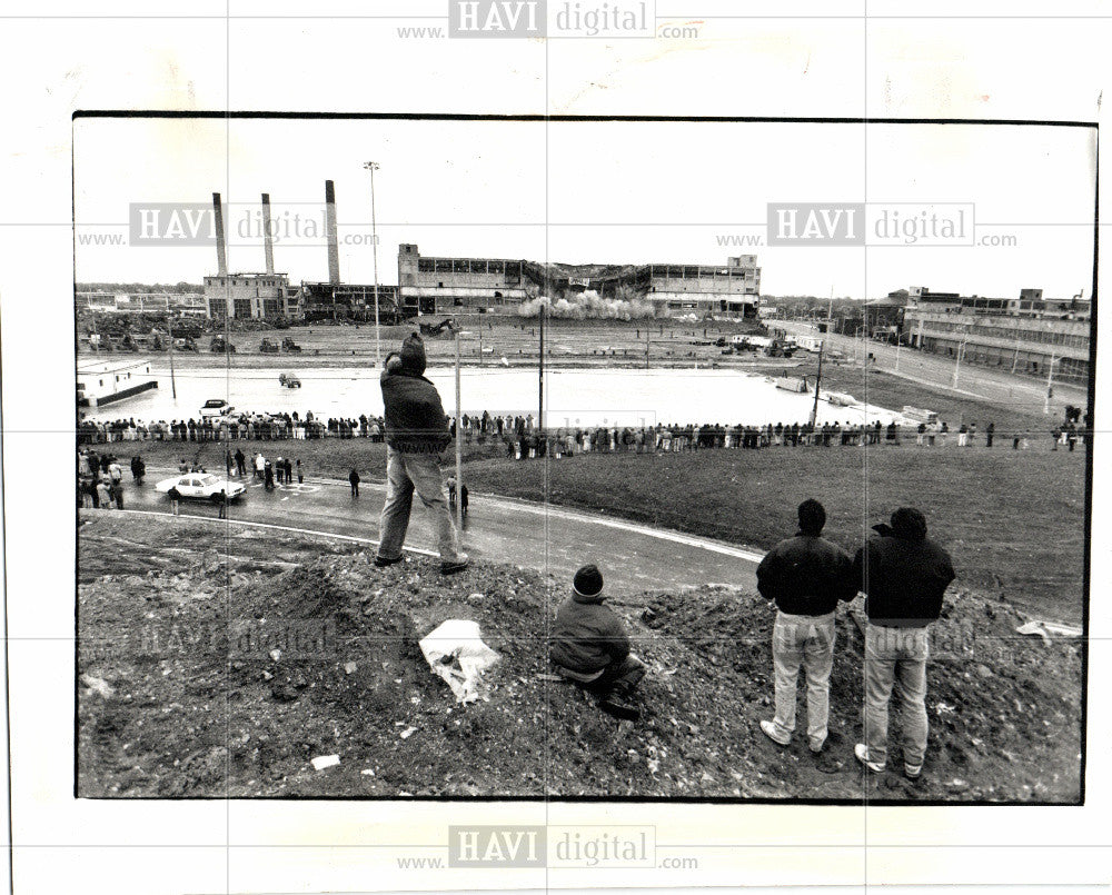 1981 Press Photo Jefferson Avenue plant, Chrysler - Historic Images