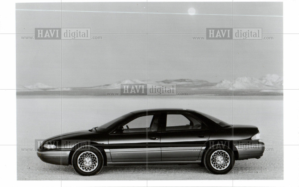 1992 Press Photo Chrysler Concorde - Historic Images