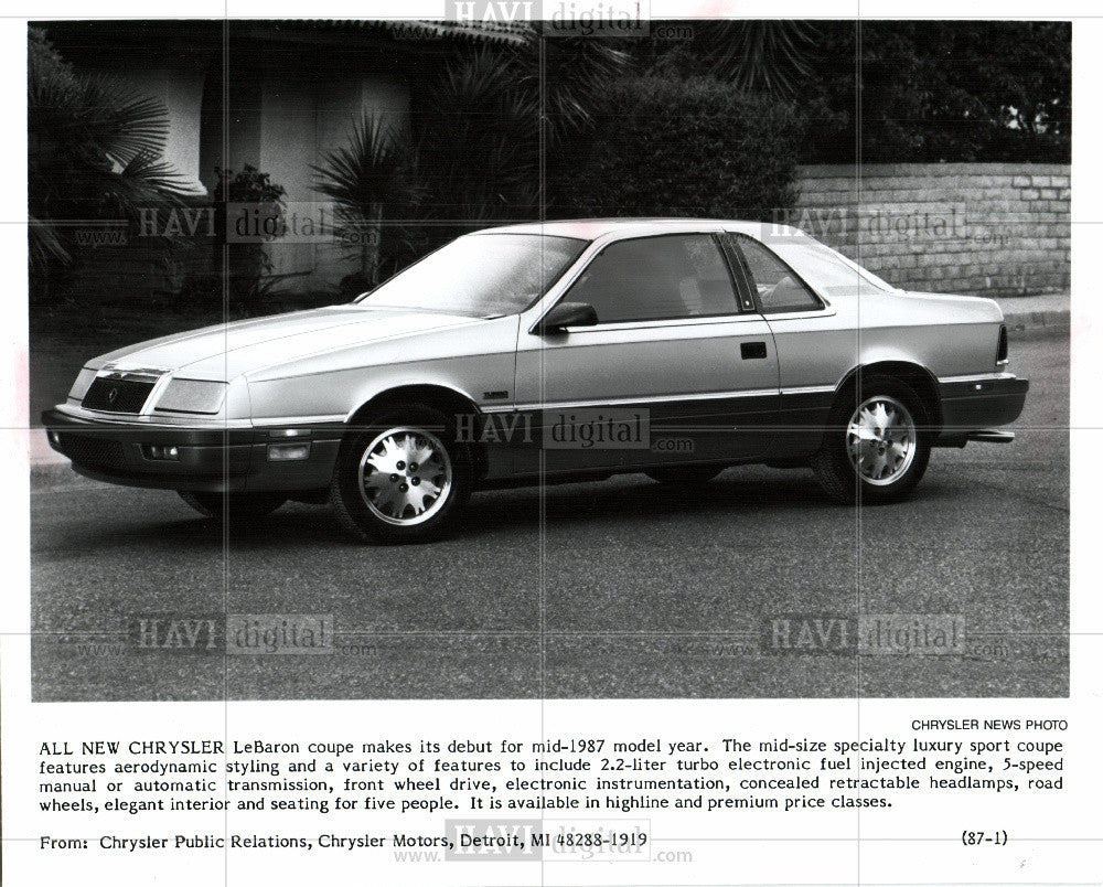 1986 Press Photo Chrysler automobiles LeBaron coupe - Historic Images