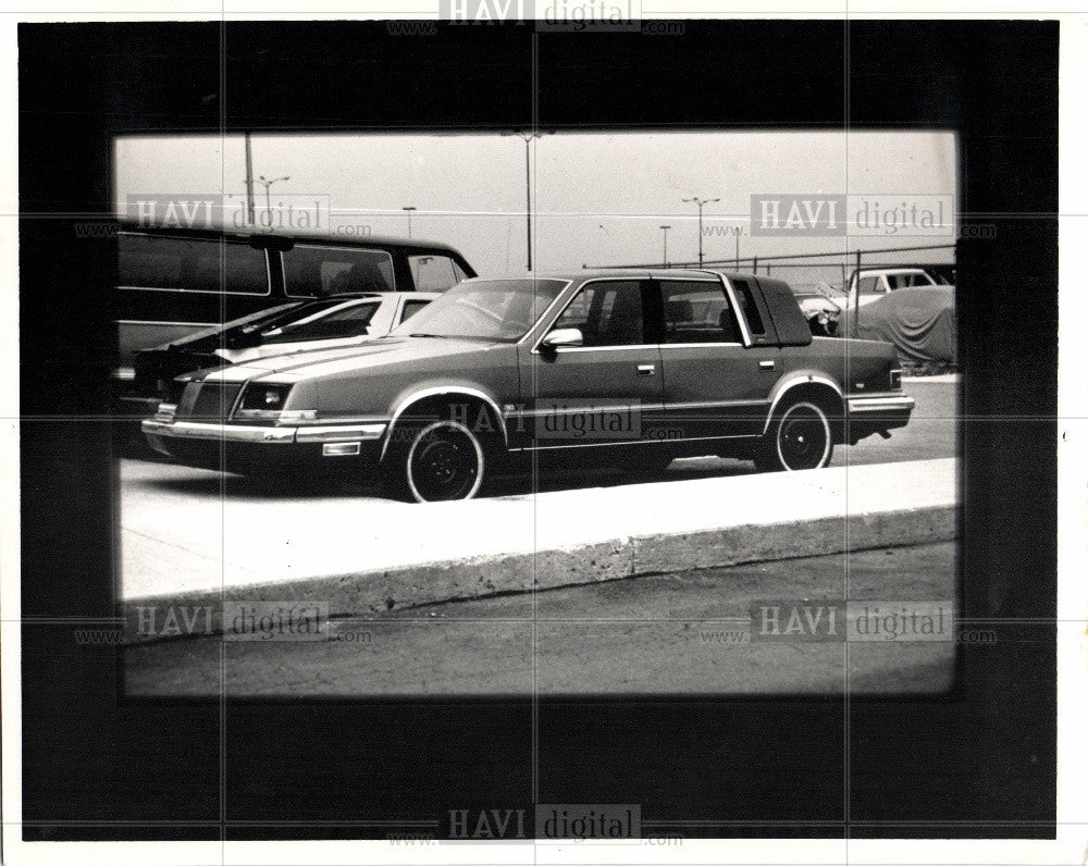 1989 Press Photo Chrysler Imperial - Historic Images