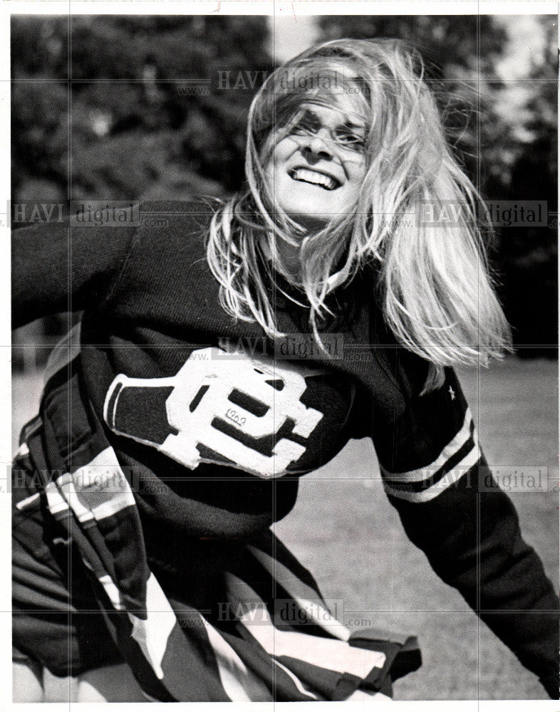 1968 Press Photo joannholtz cheerleader - Historic Images