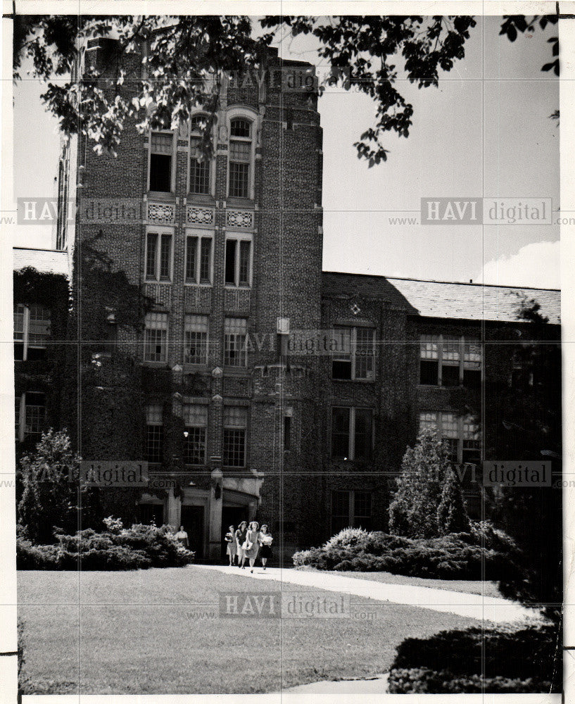 1945 Press Photo Central Michigan University Warriner - Historic Images