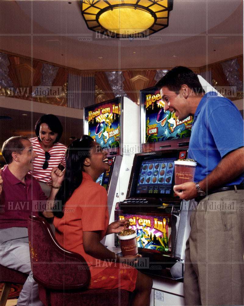 Press Photo MGM GRAND CASINO DETROIT Reel em In - Historic Images