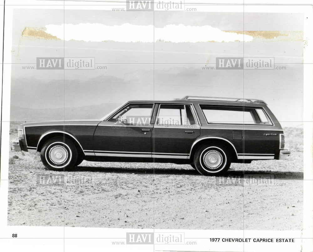 Press Photo 1977 CHEVROLET CAPRICE ESTATE - Historic Images