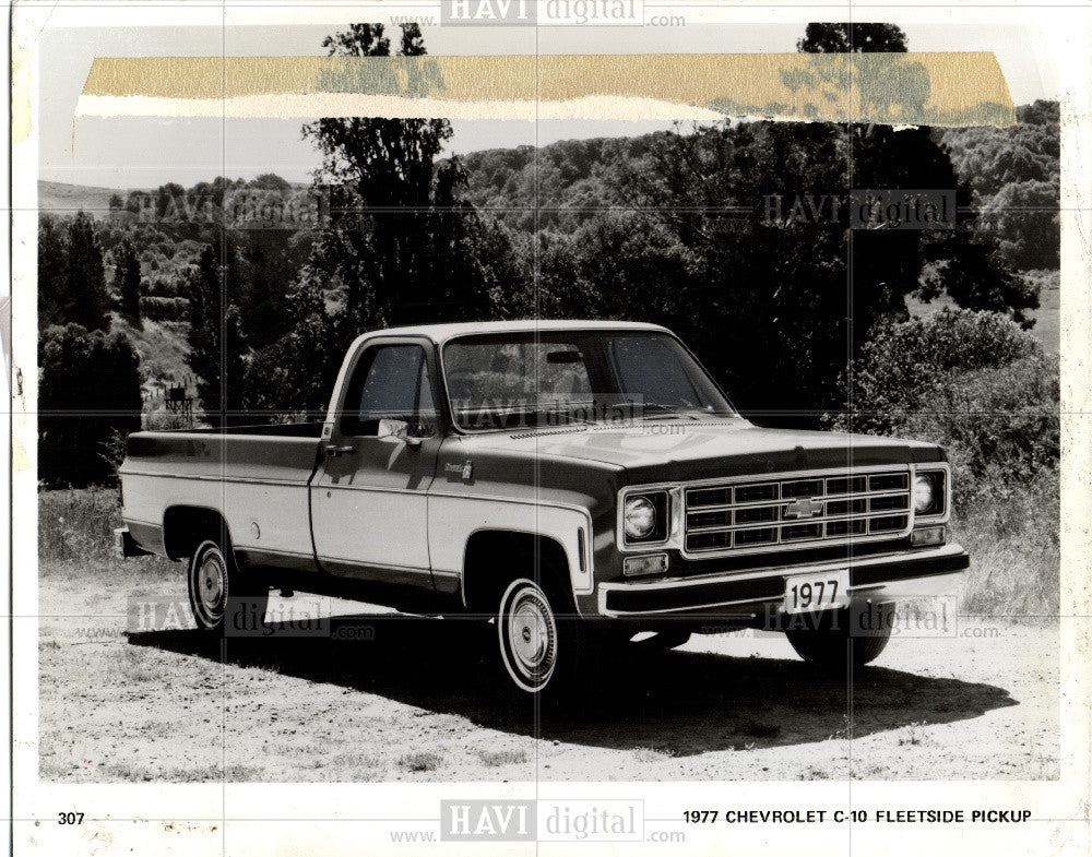 1976 Press Photo Chevrolet Automotive Cars, CUV, SUV - Historic Images
