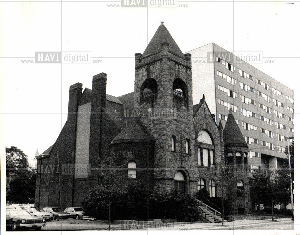 1988 Press Photo Wayne State University church building - Historic Images