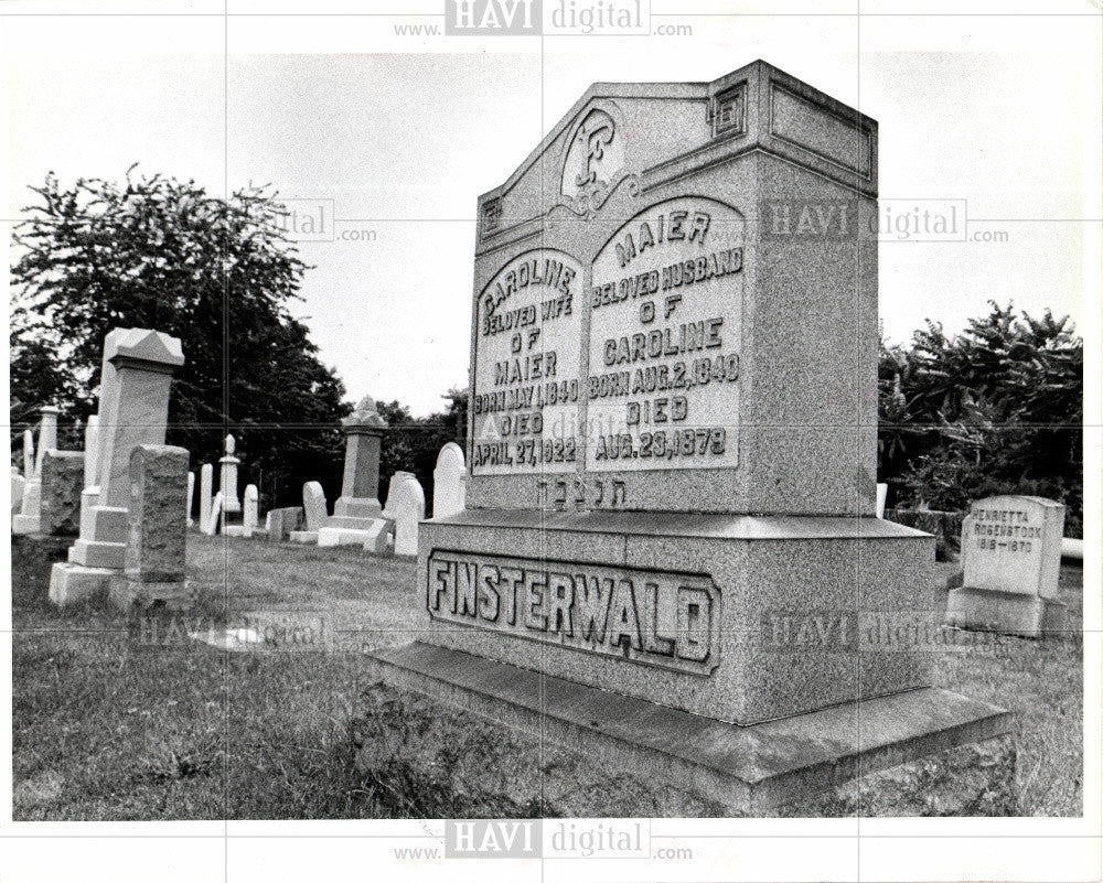 1980 Press Photo Champlain Street Cemetery - Historic Images