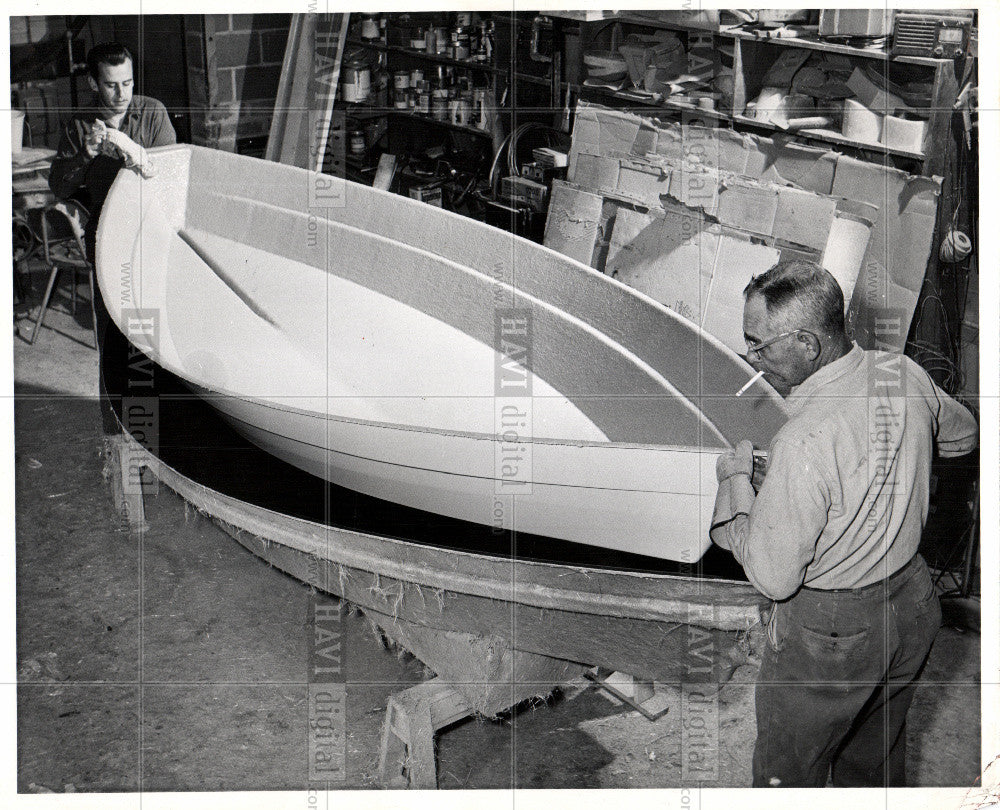 Press Photo Boat Building - Historic Images