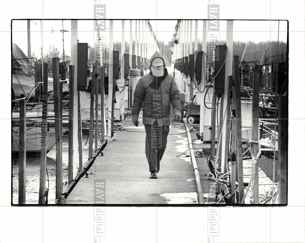 1982 Press Photo DAVID SNIDER of Detroit Sailboat - Historic Images