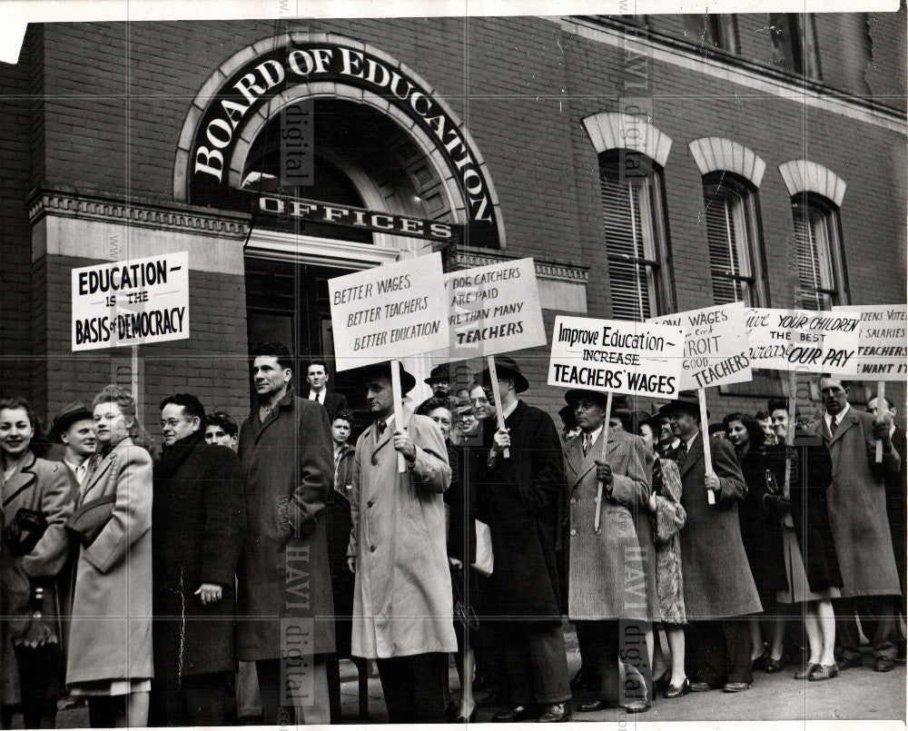 1946 Press Photo Teacher strike Board of Education - Historic Images