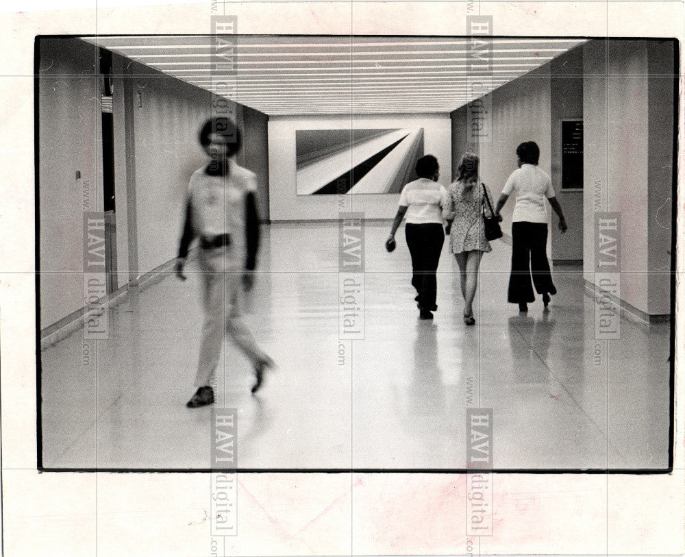 1973 Press Photo Blue Cross and Blue Shield - Bldg. (In - Historic Images