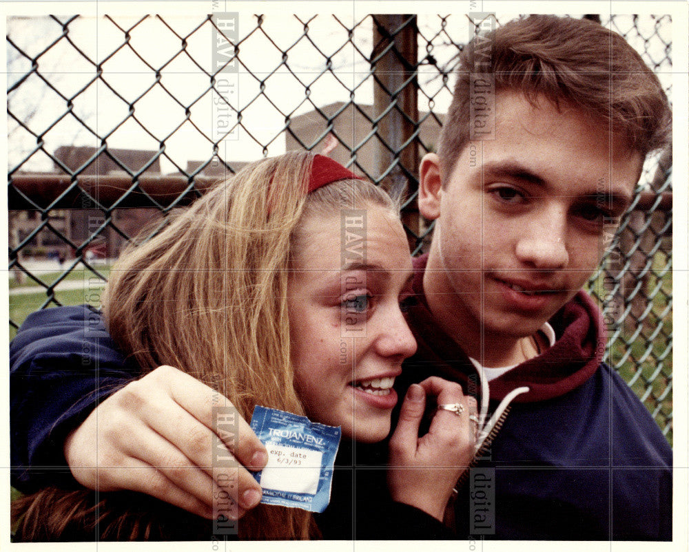 Press Photo Birth control, Teen pregnancy - Historic Images