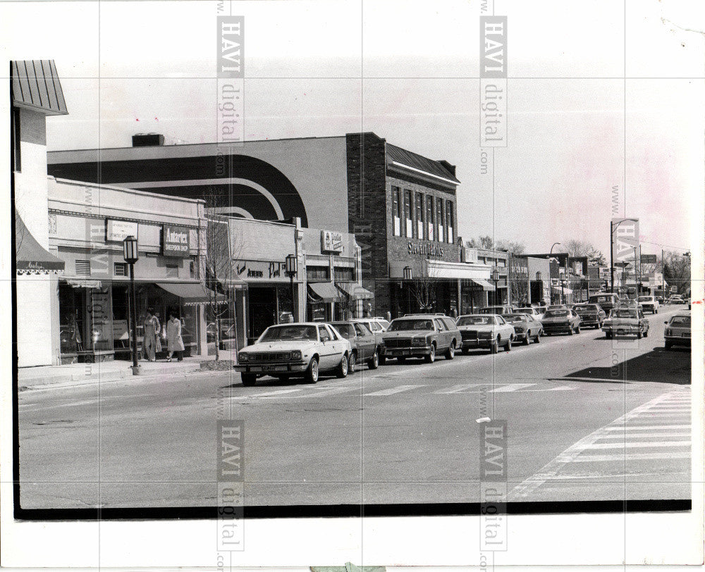 1982 Press Photo Downtown Birmingham Michigan Housing - Historic Images