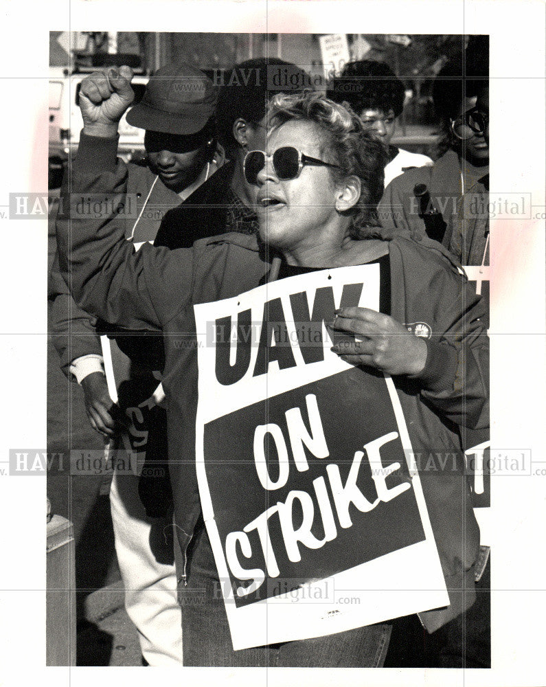 1987 Press Photo Renay Bolton  Striking - Historic Images