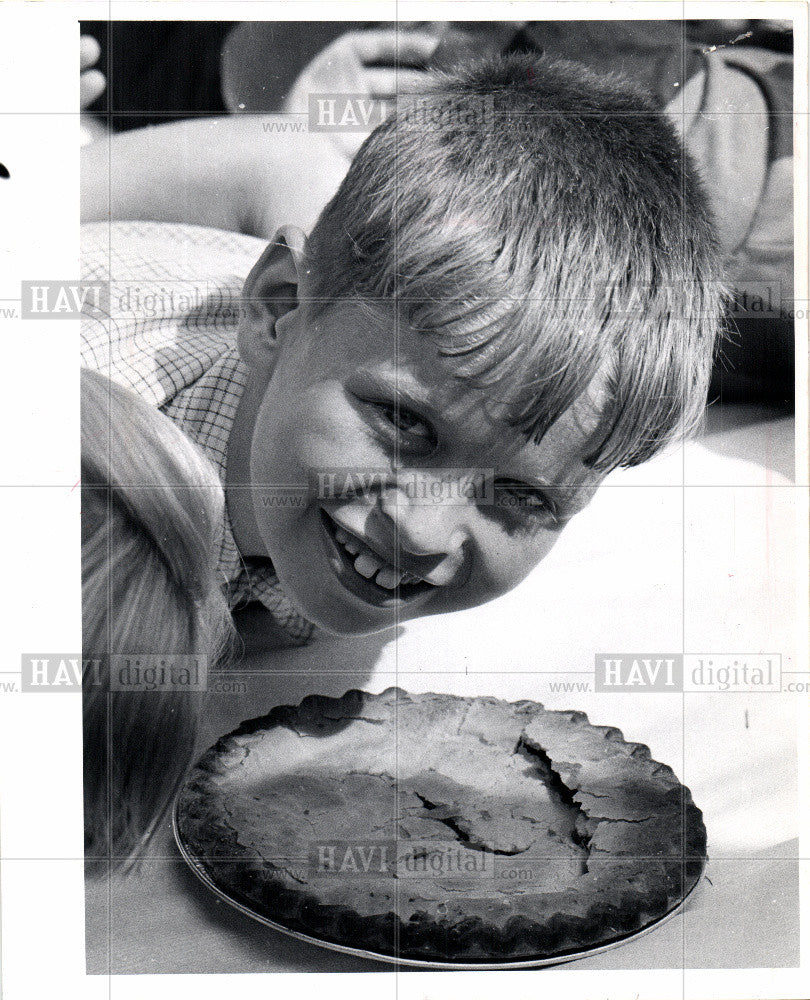 1970 Press Photo Blueberry Festival - Historic Images