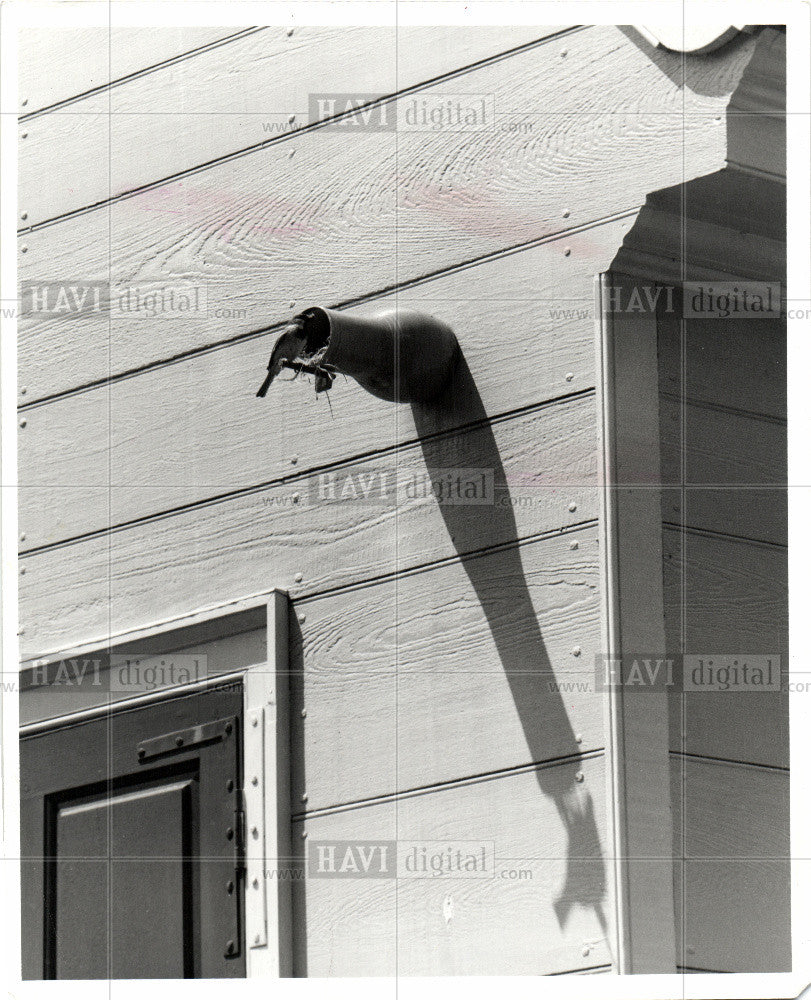 1977 Press Photo Birdhouse - Historic Images