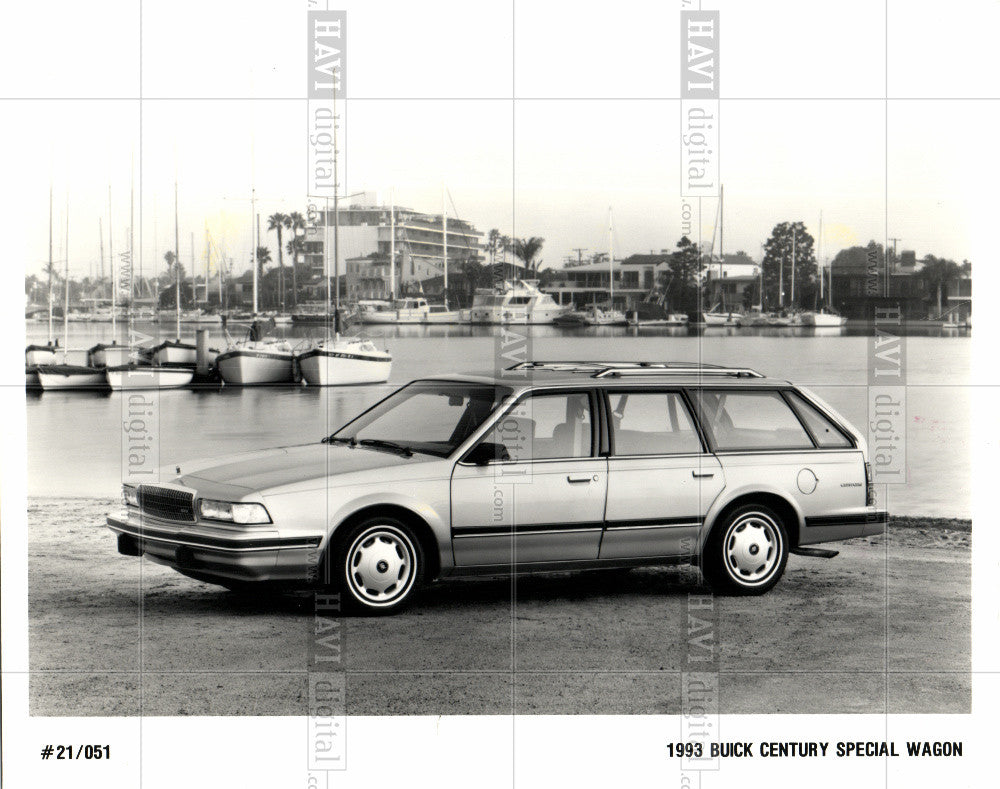 Press Photo 1993 BUICK CENTURY SPECIAL WAGON - Historic Images