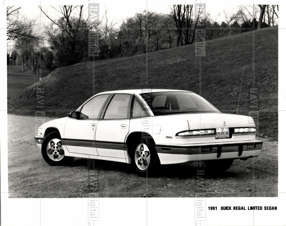 1990 Press Photo Buick Automobiles - Historic Images