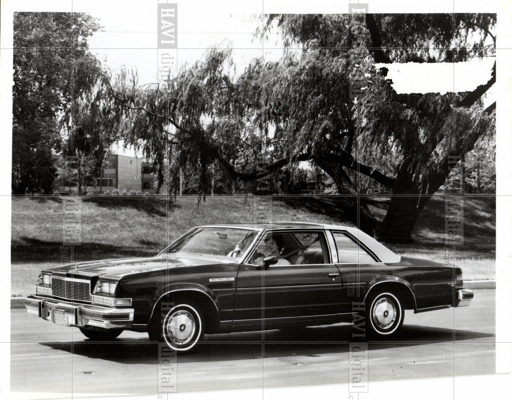 1976 Press Photo entry-level luxury brand(GM) - Historic Images