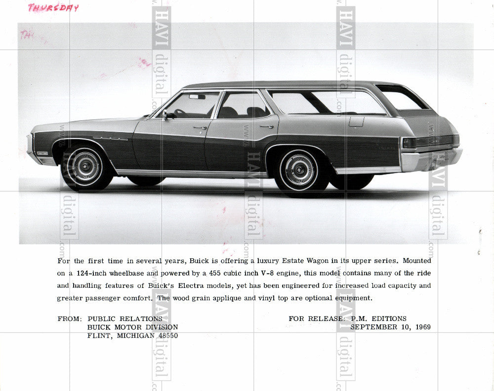 1969 Press Photo BUICK Estate Wagon Car - Historic Images