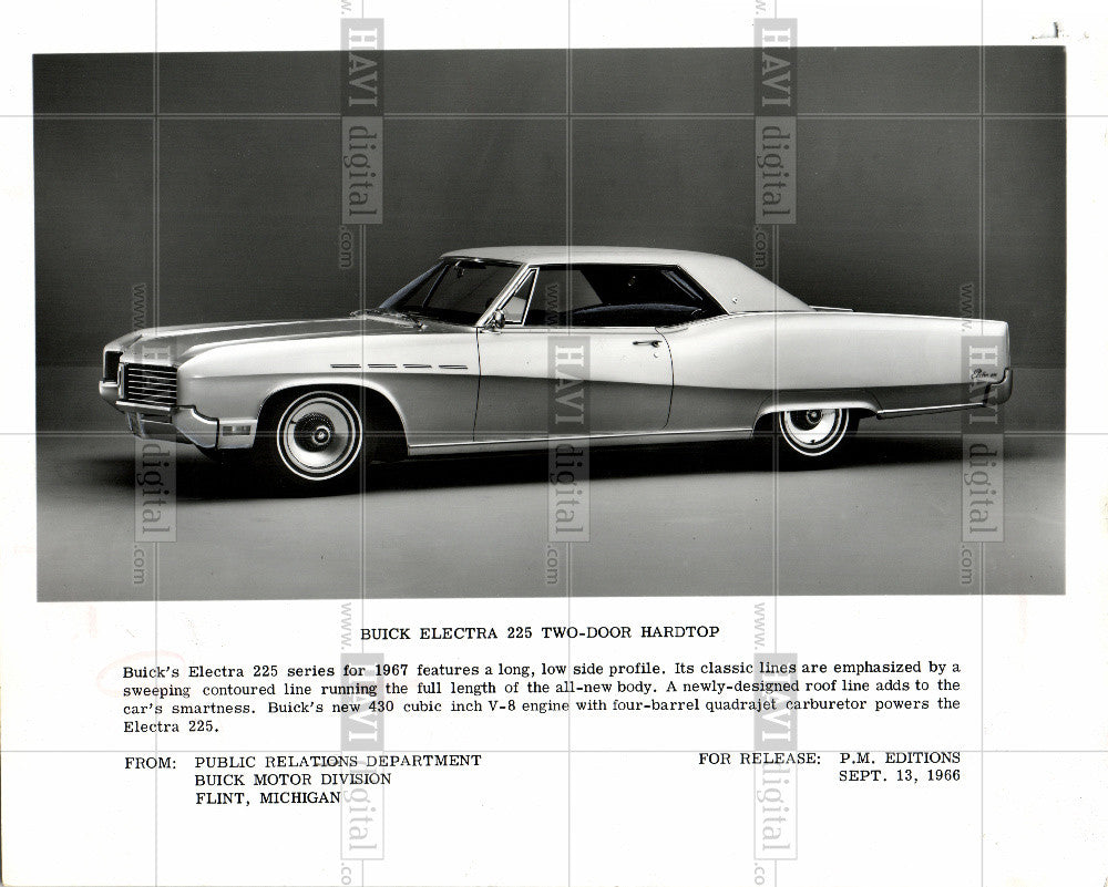 1966 Press Photo Buick Electra 225 two-door hardtop - Historic Images