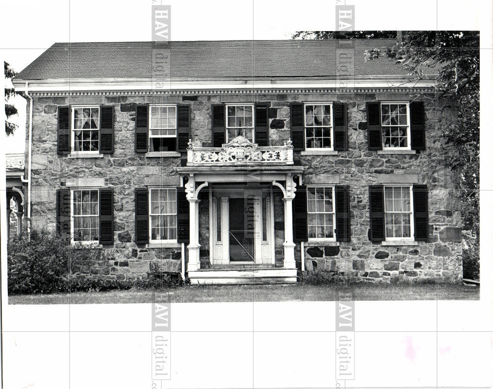 1982 Press Photo Brooks farmhouse exterior Troy Mich - Historic Images