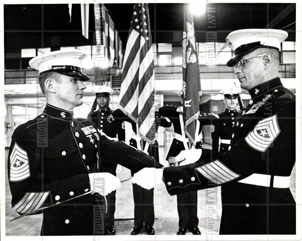 1980 Press Photo Guard, Major Ron E. Bell, recruiting - Historic Images