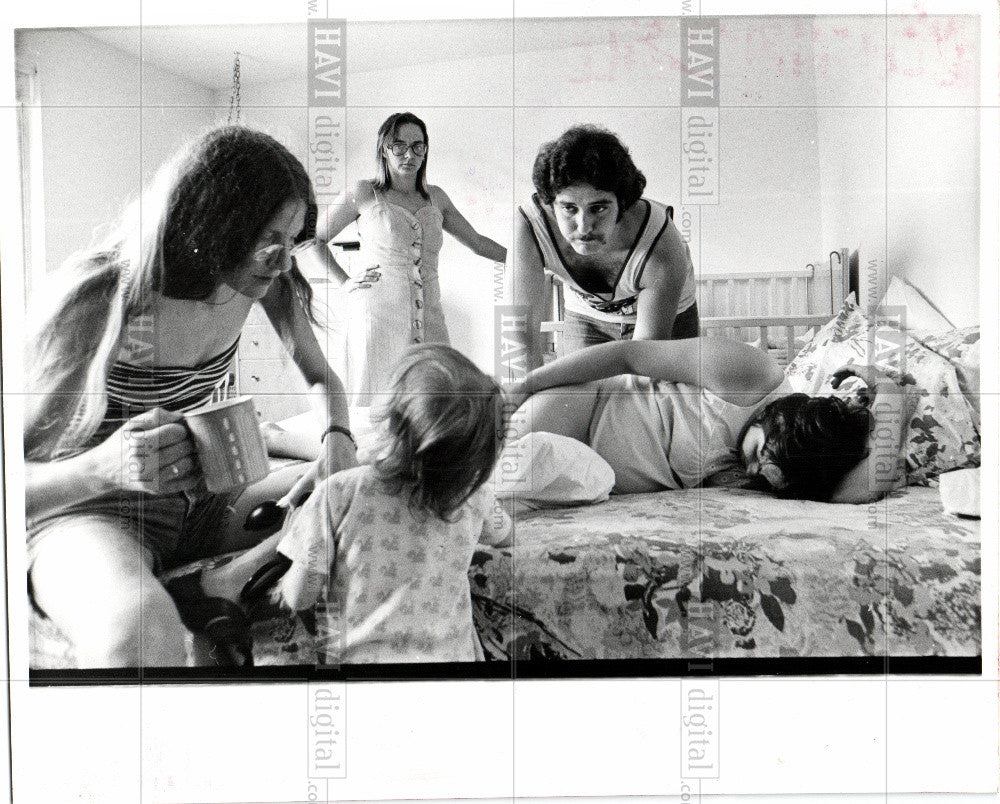 1976 Press Photo Birthing at home - Historic Images