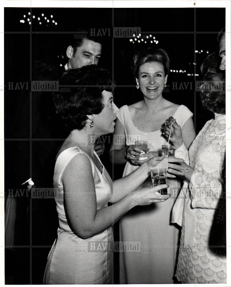 1959 Press Photo Frank Hillebrand Bruce Bartch - Historic Images