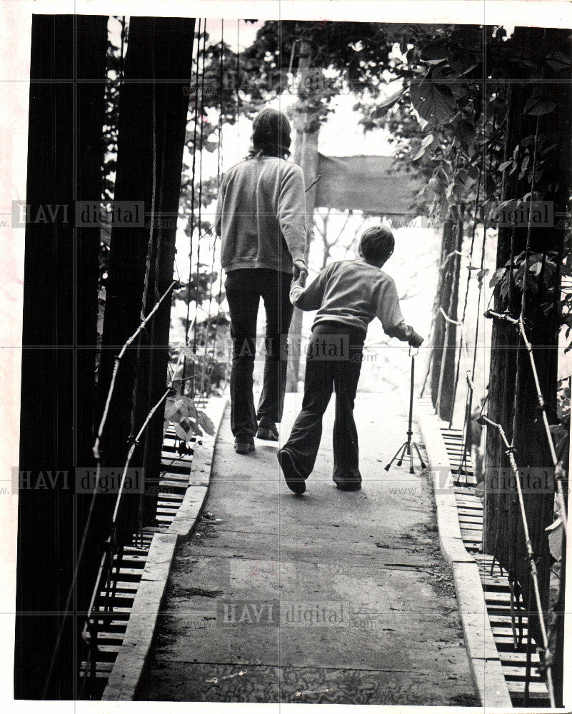 1974 Press Photo handicap, children, Claudia Smith - Historic Images