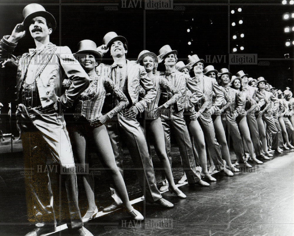 1980 Press Photo Chorus Line Musical Fisher Theatre - Historic Images