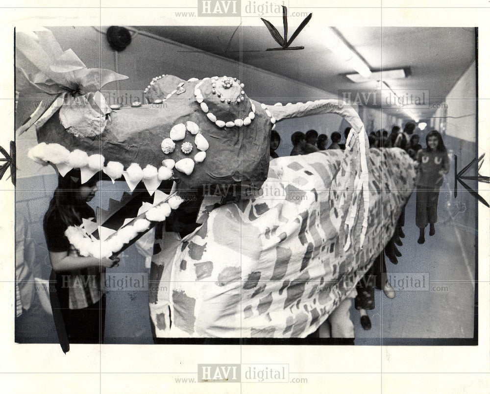 1972 Press Photo Chinese New Year, dragon parade - Historic Images