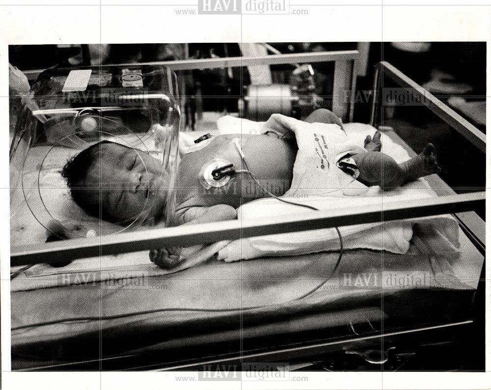 1983 Press Photo Baby Doe garbage John Hospital - Historic Images