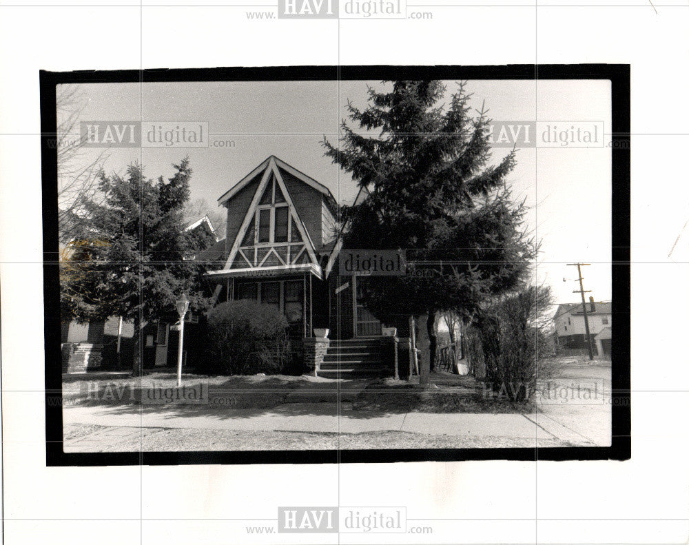 1989 Press Photo Crack House 15700 Lesure - Historic Images