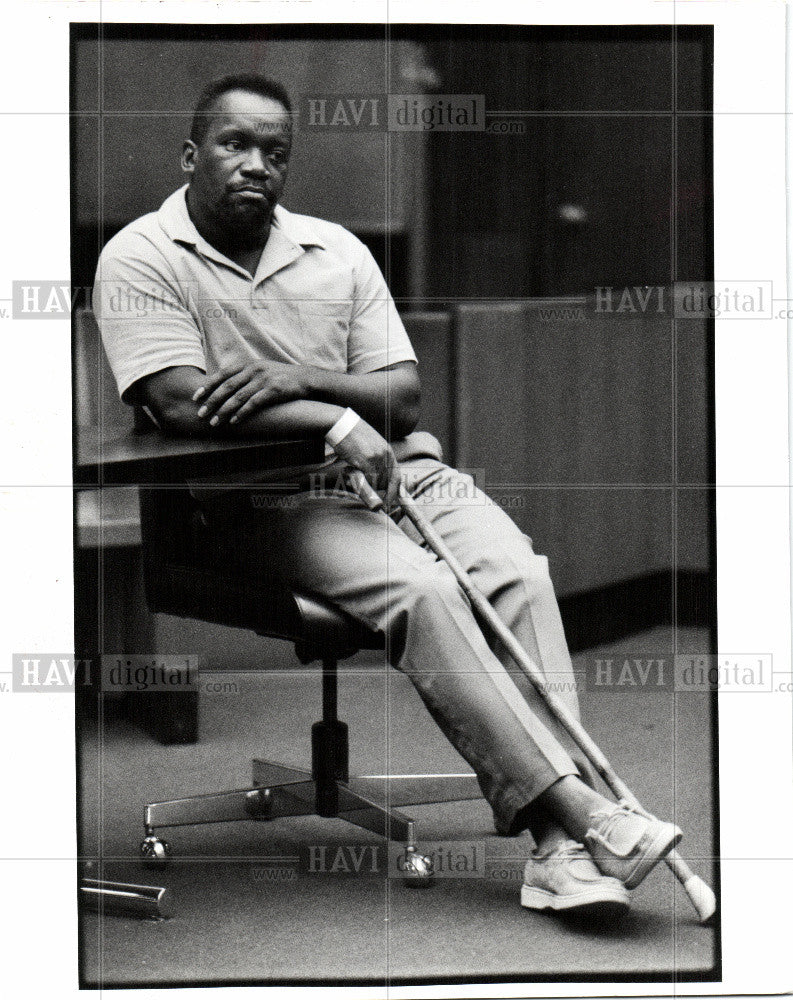 1990 Press Photo robert hawkins chrysler corp court - Historic Images