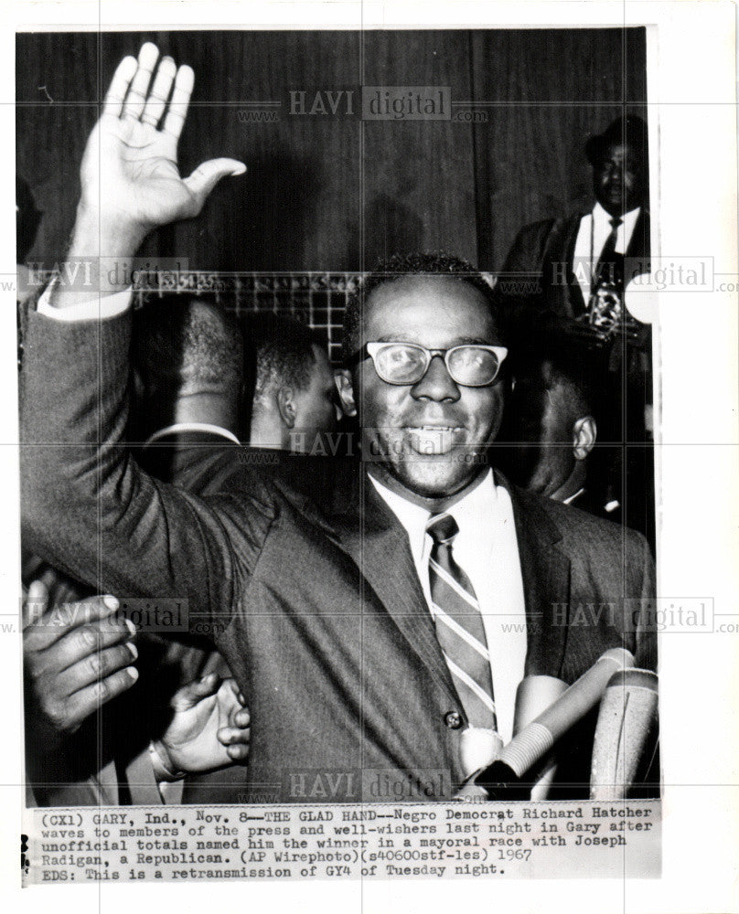 1967 Press Photo Richard Hatcher wins Mayoral Race - Historic Images