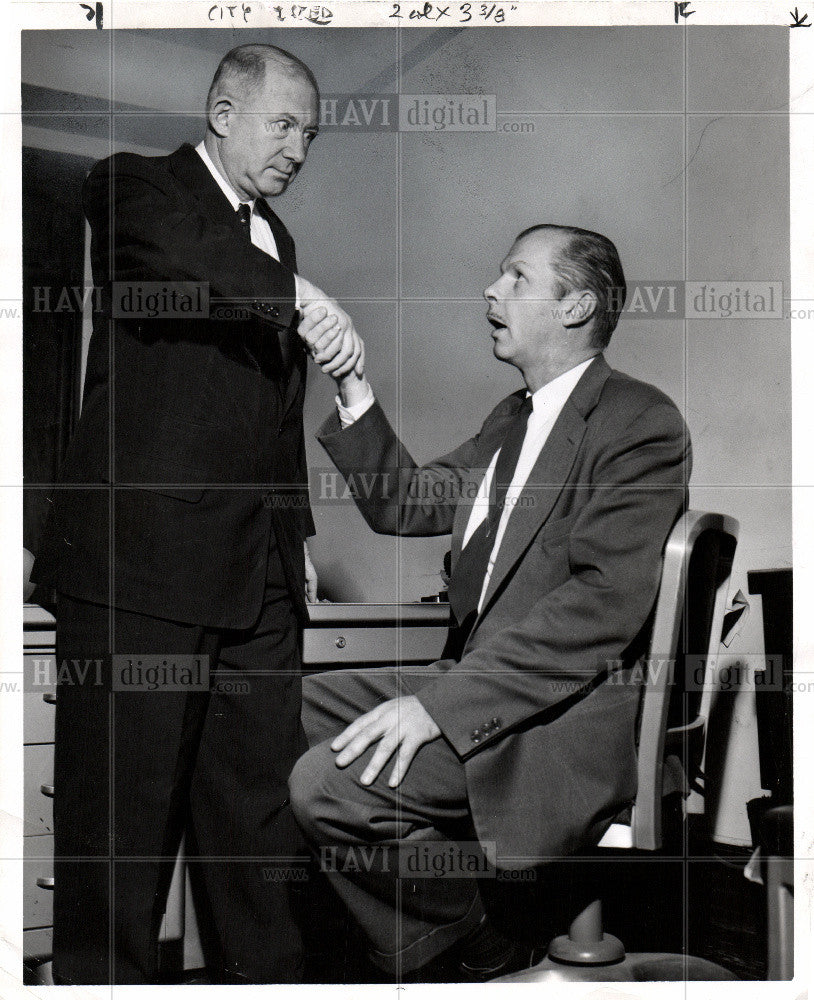 1955 Press Photo Curt Haseltine Free Press Reporter - Historic Images