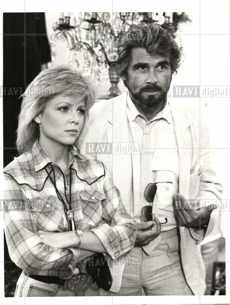 1985 Press Photo Lisa Hartman James Brolin - Historic Images