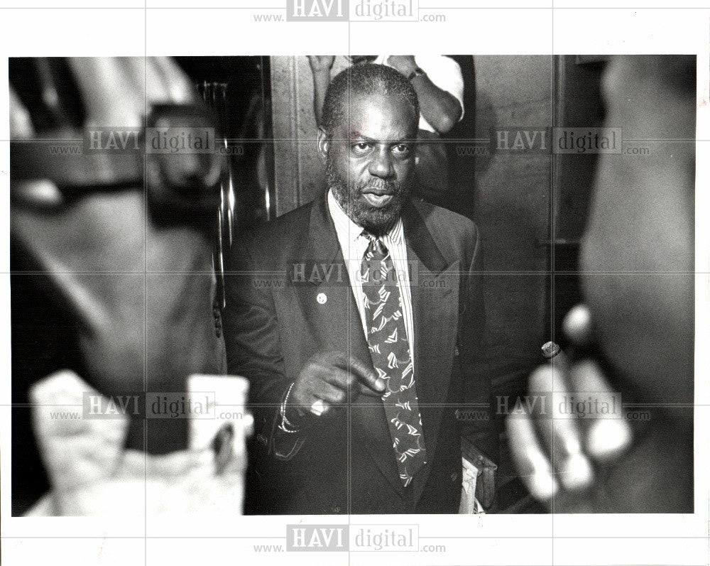 1992 Press Photo Frank Hayden Detroit School Board Pres - Historic Images