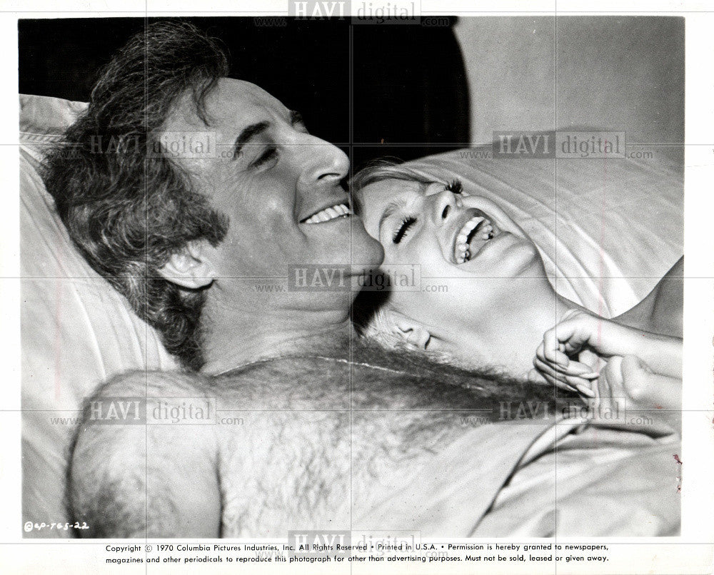 1970 Press Photo Goldie Hawn Peter Sellers movie stars - Historic Images