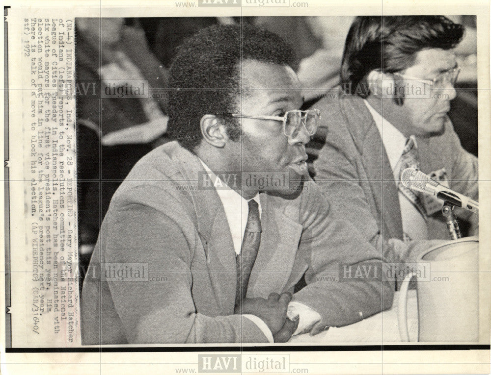 1972 Press Photo Richard Gordon Hatcher mayor Gary - Historic Images