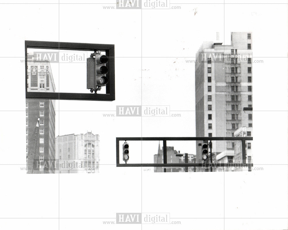 1980 Press Photo Stoplight holders Woodward Avenue - Historic Images