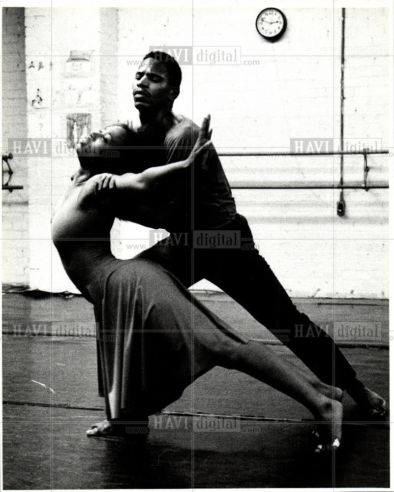 1985 Press Photo Detroit City Dance Company - Historic Images