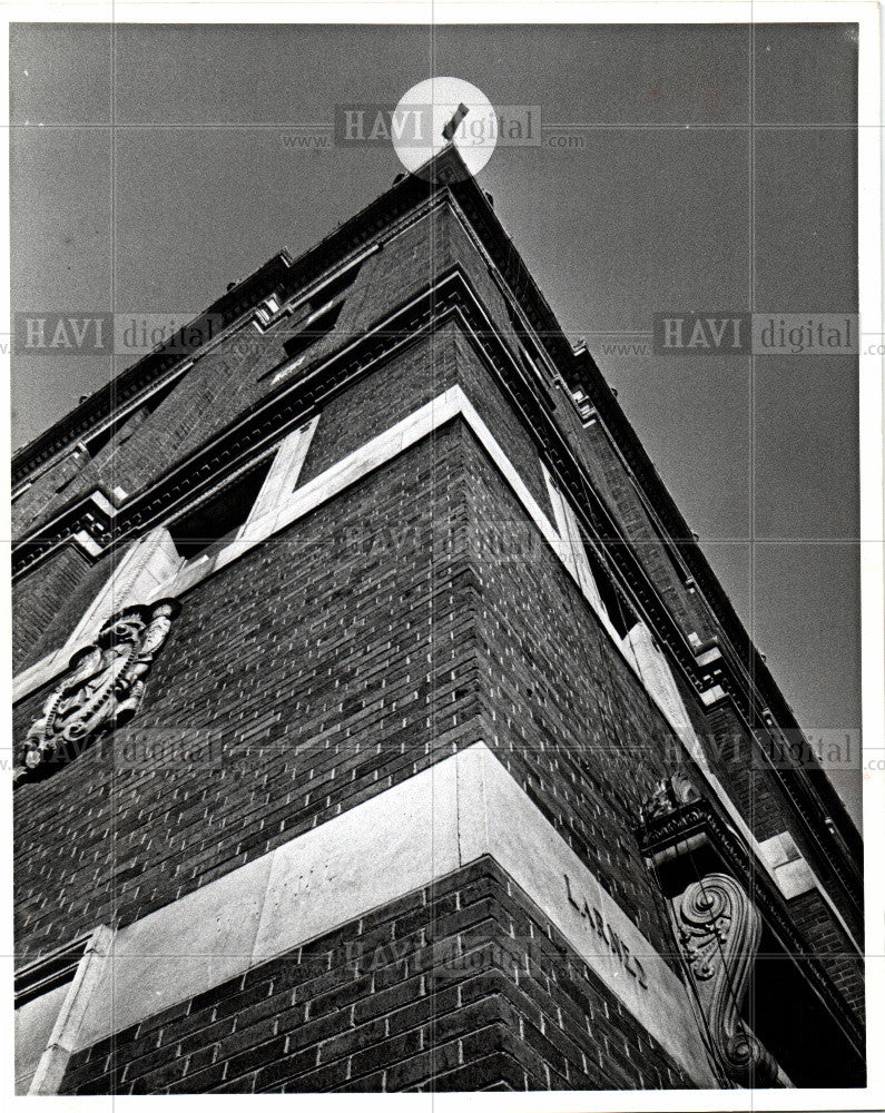 1980 Press Photo camera downtown fire station - Historic Images