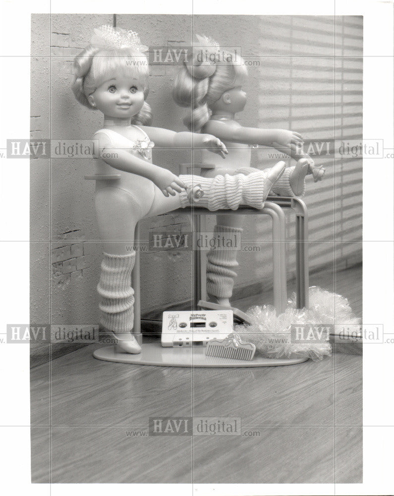 Press Photo Toys - Historic Images