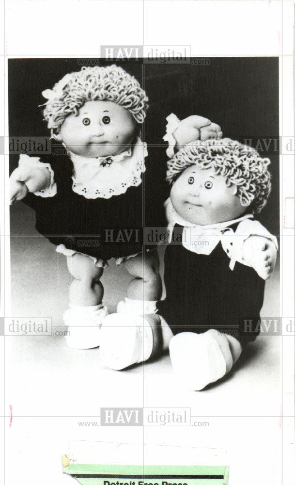 1985 Press Photo Doll - Historic Images