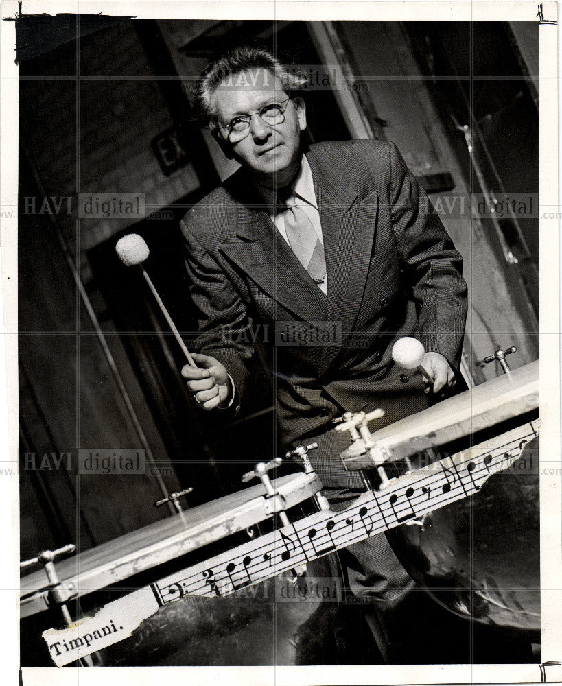 1947 Press Photo Herbert  Schroeder Timpanist - Historic Images